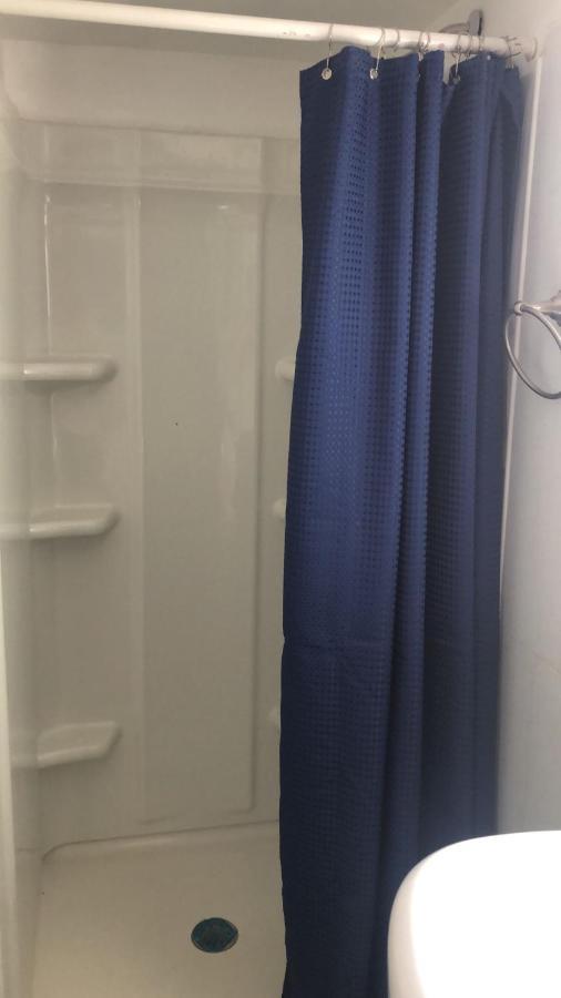Cozzy Room With Private Entrance And Drive Way New York Eksteriør bilde